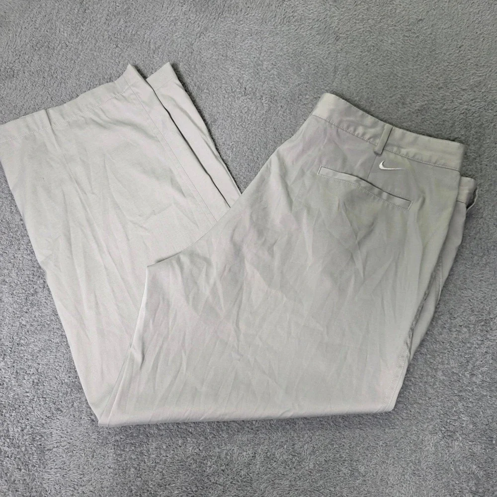 Nike Mens 38x30 Golf Pants Gray Dri-FIT Flat Front Performance Trousers